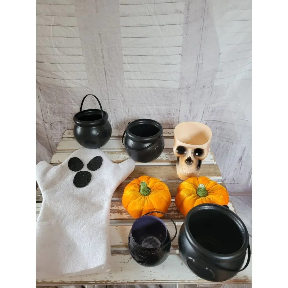 Halloween cauldron ghost‎ skull home decor set